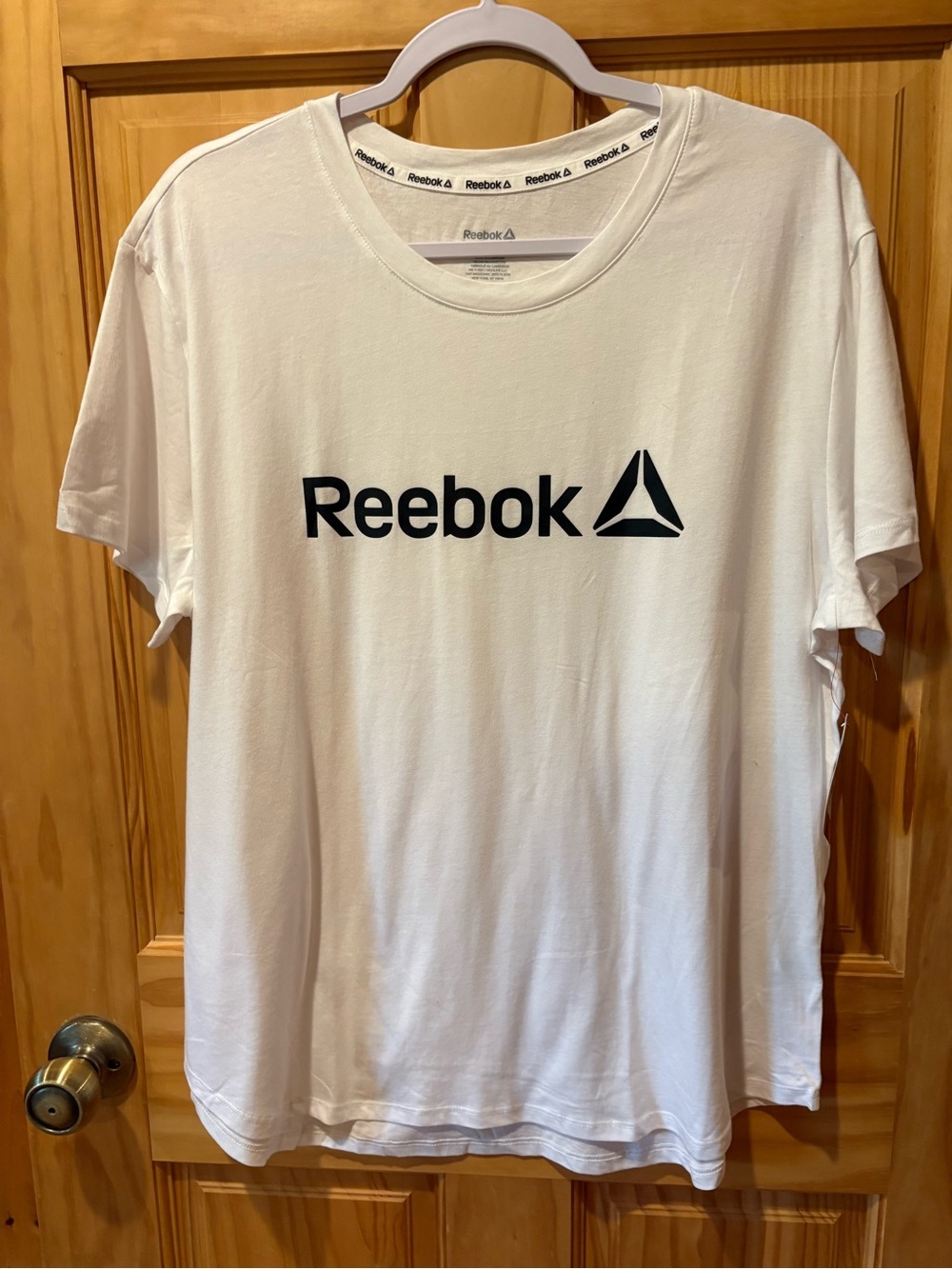 Reebok Identity Women's Graphic T-Shirt NWT women’s XL white